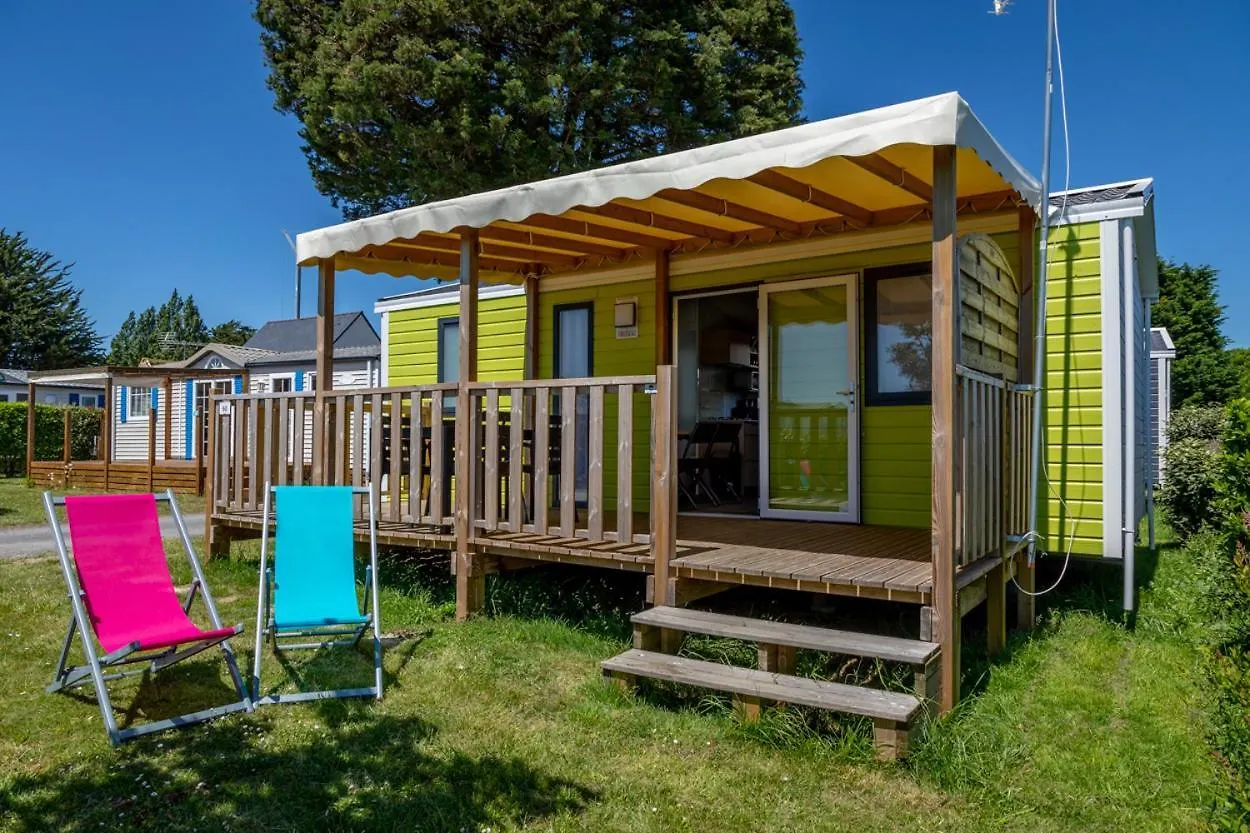 Camping De La Plage - Damgan 3*,  France