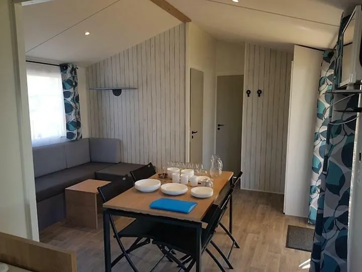 Camping De La Plage - Damgan Campsite
